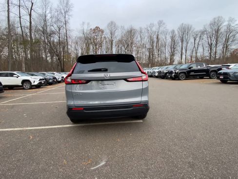 Used 2023 Honda CR-V EX image 7