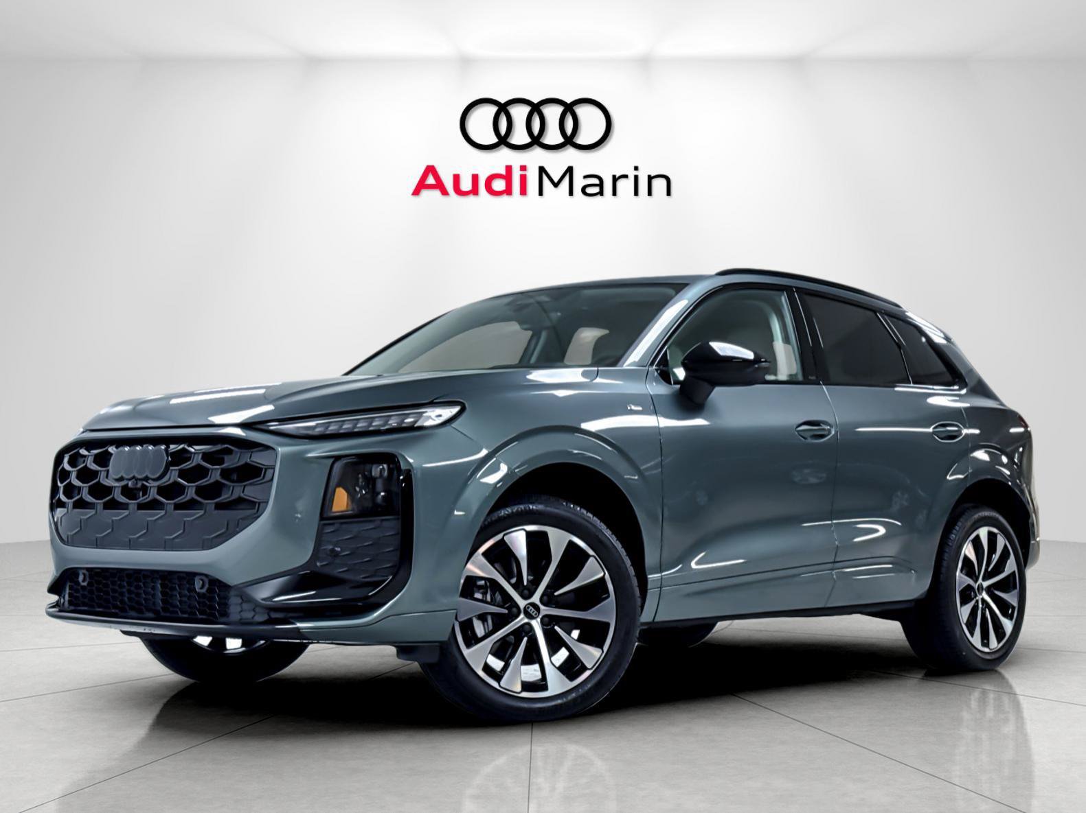 New 2026 Audi Q3 quattro 2.0T AWD/4WD image 1