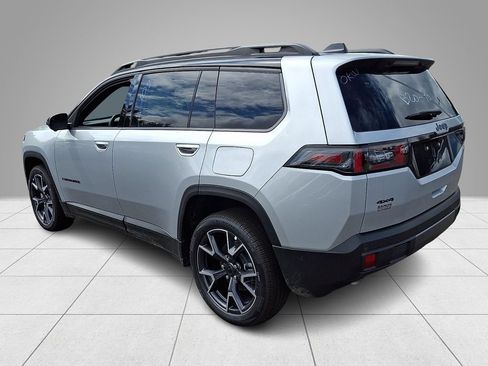 New 2026 Jeep Cherokee Overland w/ Trailer Tow Group AWD/4WD image 5