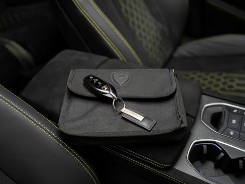 Used 2024 Lamborghini Urus Performante image 93