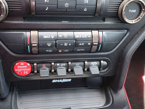 Used 2017 Ford Mustang Shelby GT350 w/ Electronics Package RWD image 32