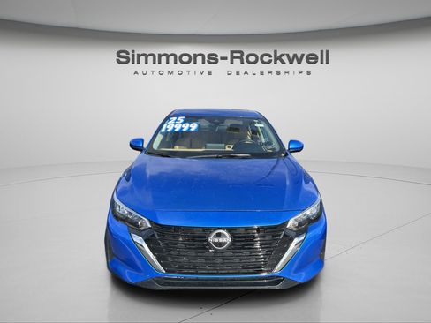 Used 2025 Nissan Sentra SV w/ SV Premium Package image 1