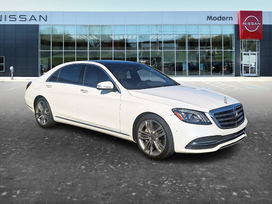Used 2019 Mercedes-Benz S 560 4MATIC Sedan image 2