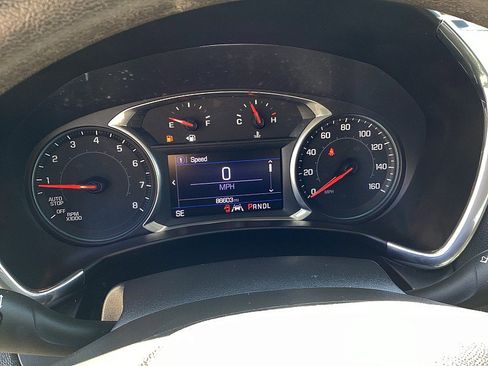 Used 2020 Chevrolet Equinox LT image 12
