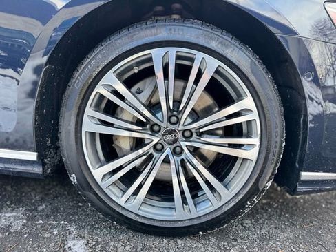 Used 2023 Audi A8 L 3.0T w/ Comfort Plus Package image 9