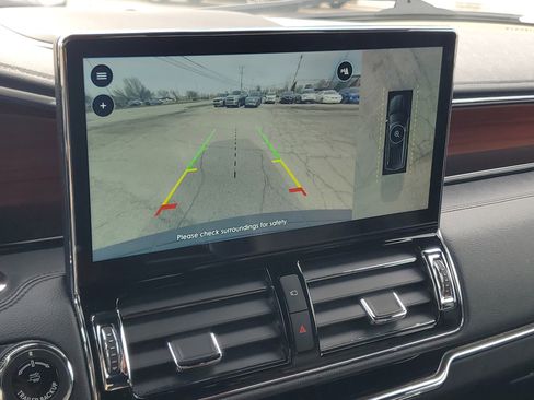 Used 2022 Lincoln Navigator Reserve image 17