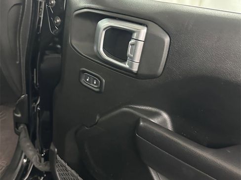 Used 2023 Jeep Wrangler Willys 4xe w/ Sun & Screen Package image 42