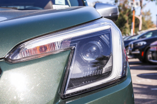 Used 2024 Subaru Forester Touring AWD/4WD image 5