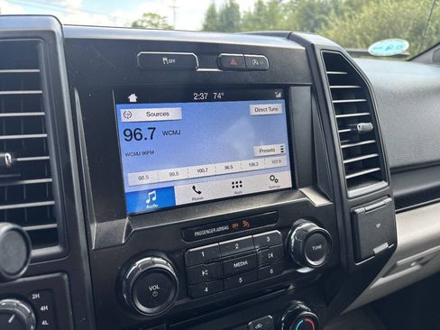 Used 2017 Ford F150 XL w/ Equipment Group 101A Mid AWD/4WD image 21