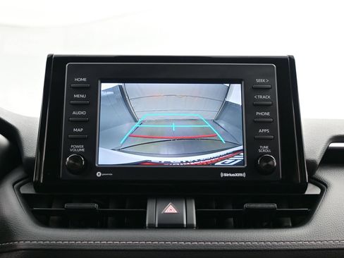 Used 2022 Toyota RAV4 XLE AWD/4WD image 18