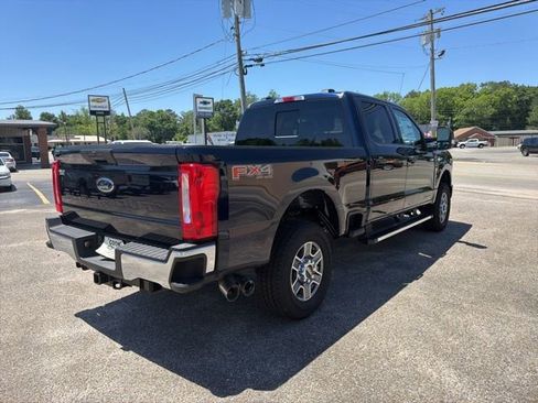 New 2025 Ford F250 XLT w/ FX4 Off-Road Package AWD/4WD image 6