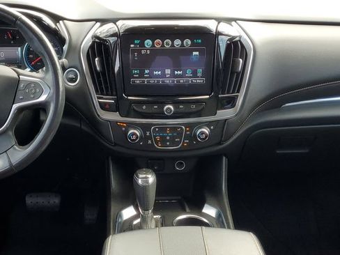 Used 2019 Chevrolet Traverse Premier AWD/4WD image 38