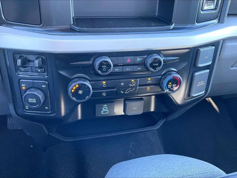 New 2026 Ford F250 XLT w/ FX4 Off-Road Package image 17