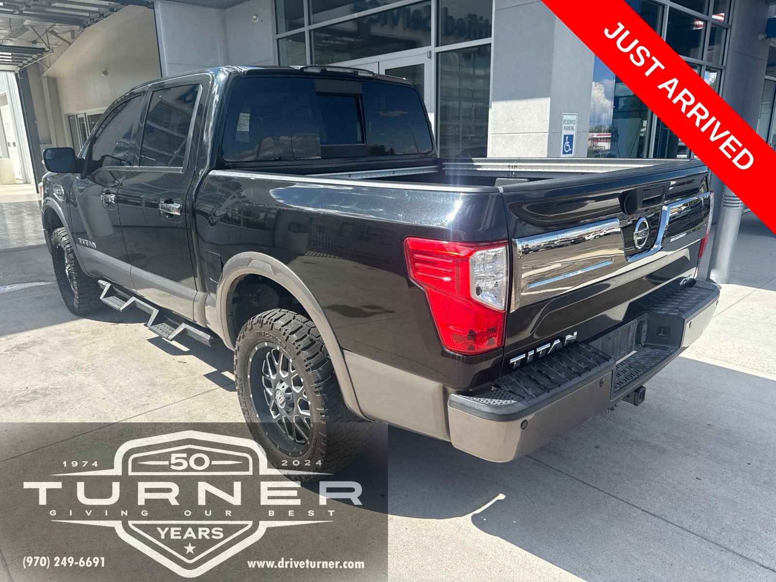 Used 2017 Nissan Titan Platinum Reserve AWD/4WD image 3