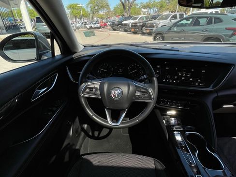 Used 2022 Buick Envision Preferred image 11