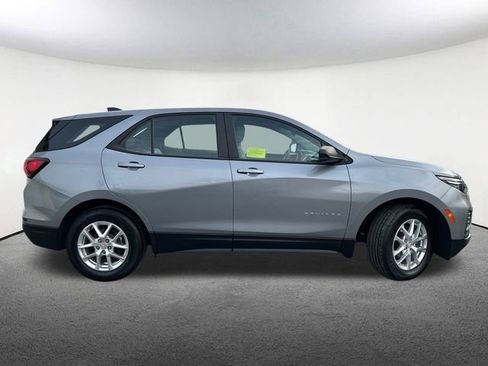 Used 2023 Chevrolet Equinox LS image 15