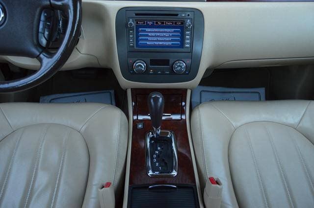 Used 2008 Buick Lucerne CXS FWD image 19