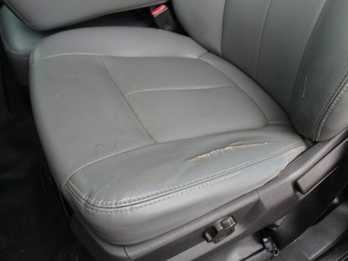 Used 2014 Ford F550 4x4 Regular Cab Super Duty image 14