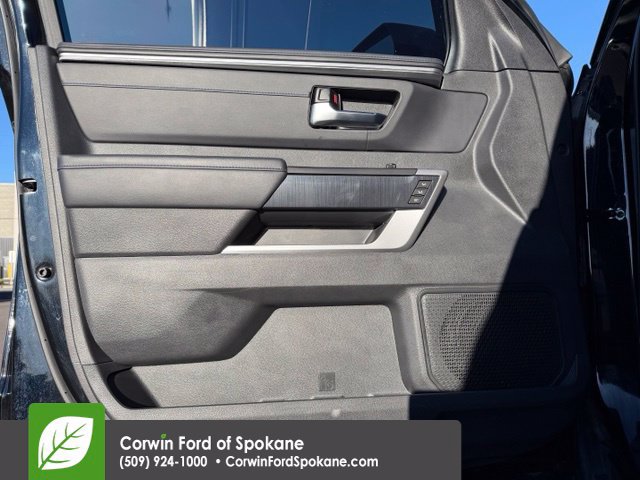 Used 2025 Toyota Sequoia Platinum w/ TRD Off-Road Package AWD/4WD image 23