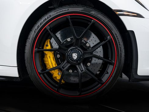 Certified 2024 Porsche 911 GT3 image 11