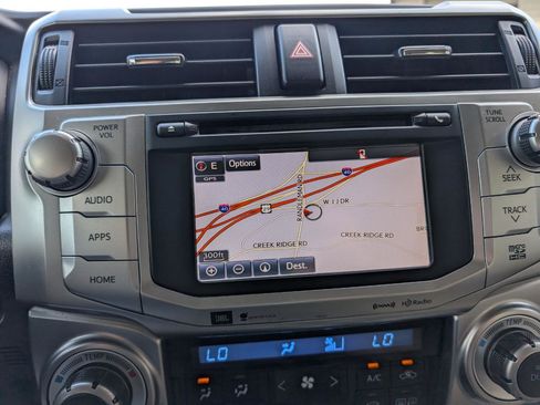 Used 2016 Toyota 4Runner Limited image 20