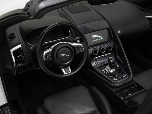 Used 2021 Jaguar F-TYPE R-Dynamic image 10