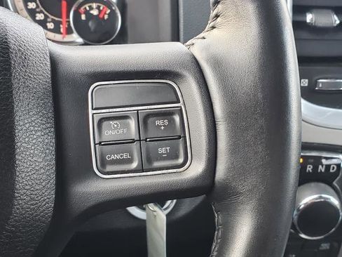 Used 2018 RAM 1500 SLT image 12