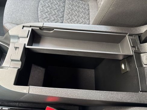 Used 2022 Chevrolet Equinox LT image 25