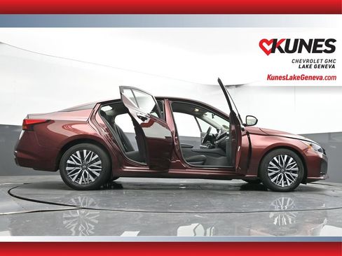 Used 2023 Nissan Altima 2.5 SV image 72