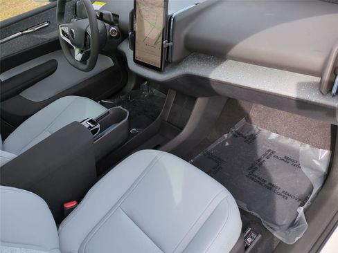 New 2025 Volvo EX30 Ultra w/ Climate Package image 20