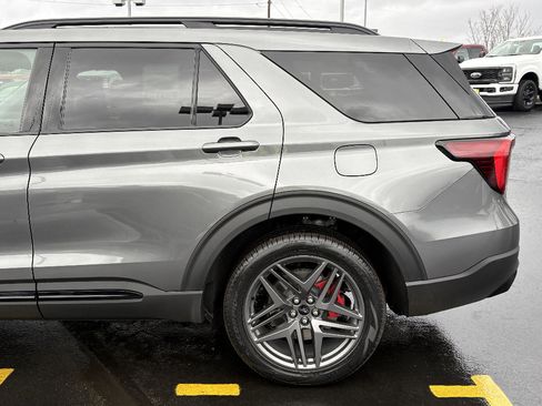 New 2026 Ford Explorer ST w/ Sun And Sound Package AWD/4WD image 13