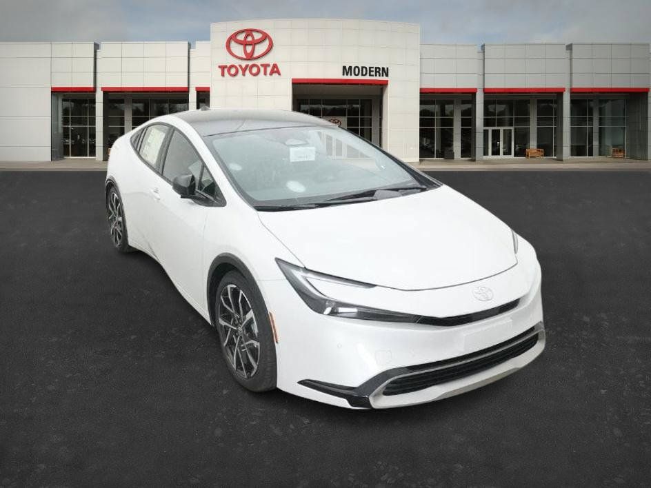 New 2026 Toyota Prius Plug-In Hybrid w/ Limited Premium Package FWD image 32