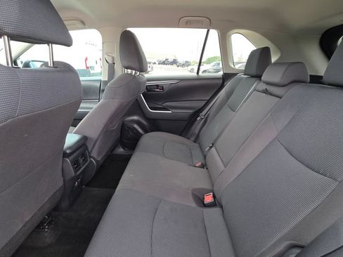 Used 2023 Toyota RAV4 LE FWD image 13
