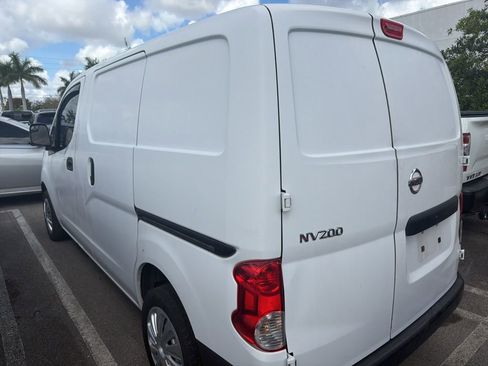 Used 2015 Nissan NV200 S image 6