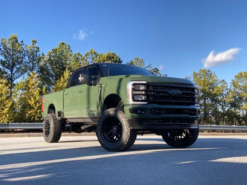 Used 2025 Ford F350 King Ranch image 2