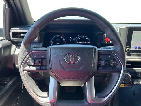 Certified 2025 Toyota 4Runner TRD Off-Road AWD/4WD image 13