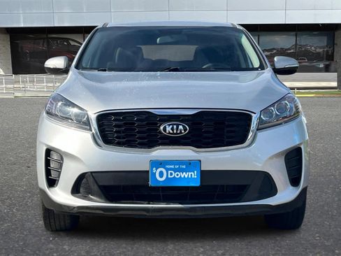 Used 2019 Kia Sorento L image 10