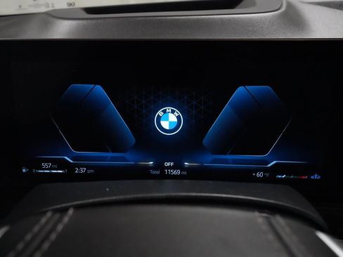 Used 2024 BMW X5 xDrive40i w/ Premium Package image 16