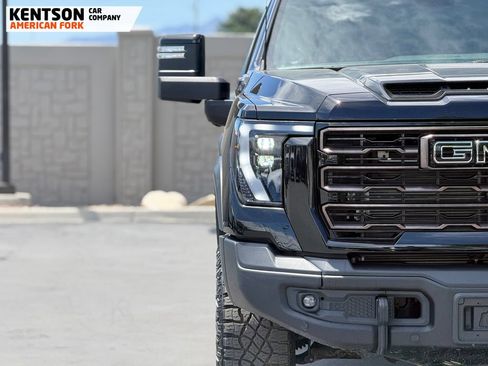 Used 2025 GMC Sierra 2500 AT4X w/ AT4X AEV Edition AWD/4WD image 12