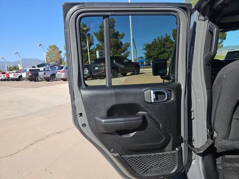 Used 2021 Jeep Wrangler Unlimited Sport AWD/4WD image 15