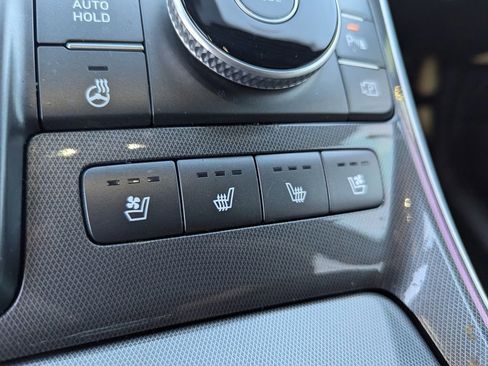 Used 2023 Hyundai Santa Fe Calligraphy image 22