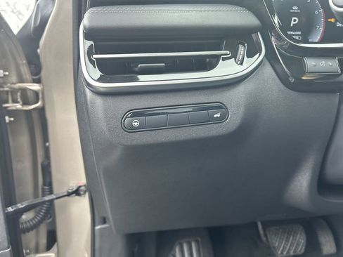 Certified 2025 INFINITI QX60 Luxe image 17