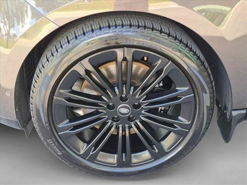 Certified 2023 Land Rover Range Rover Autobiography AWD/4WD image 25