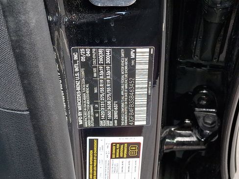 Used 2025 Mercedes-Benz GLE 350 4MATIC image 29