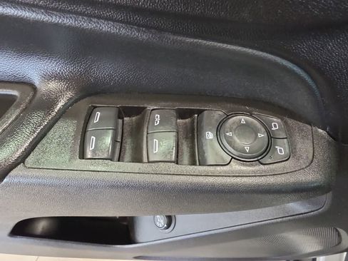 Used 2020 Chevrolet Equinox LT w/ Driver Convenience Package FWD image 15