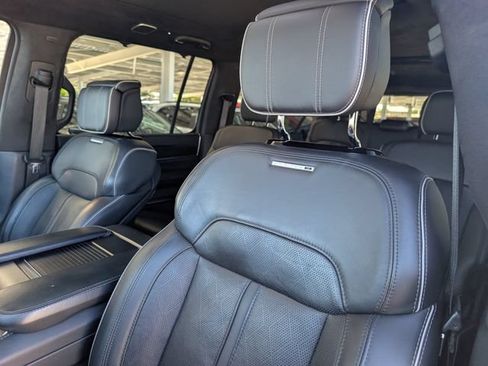 Used 2024 Jeep Grand Wagoneer L Series II w/ Quick Order Packagew 28T AWD/4WD image 10
