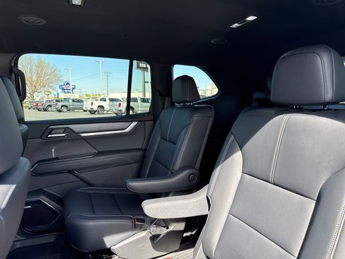 New 2026 GMC Acadia Elevation w/ Super Cruise Package AWD/4WD image 19