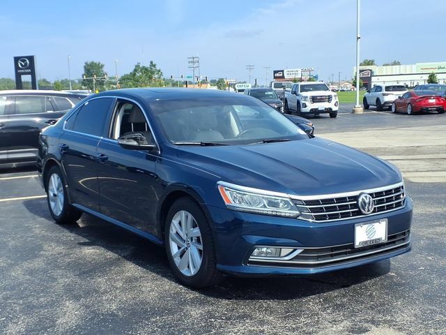 Used 2018 Volkswagen Passat 2.0T SE w/ SE Lighting Package FWD image 1