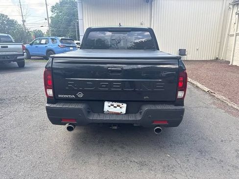 Used 2024 Honda Ridgeline Black Edition image 5