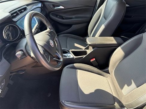 Used 2022 Buick Encore GX Select image 17